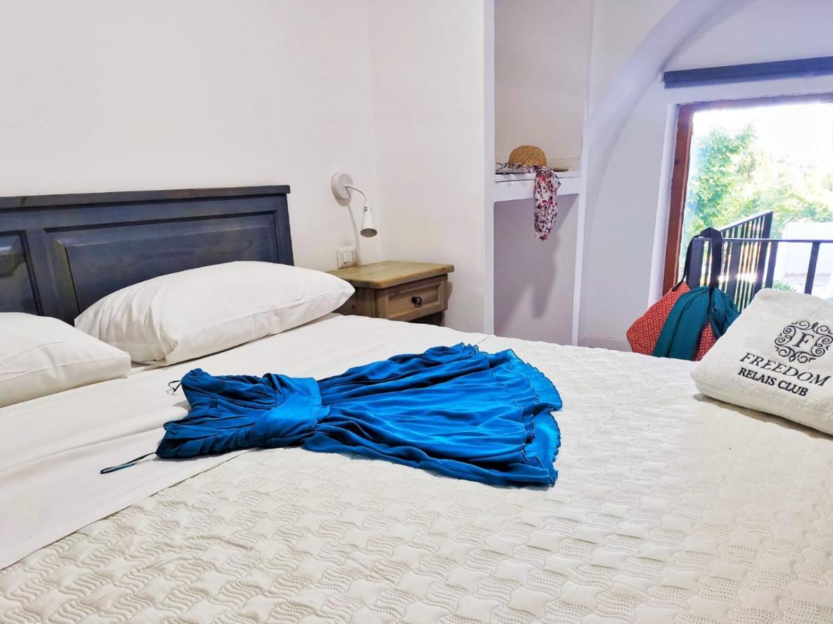 Hotel & Spa Relais Freedom Club マッサ・ルブレンセ エクステリア 写真