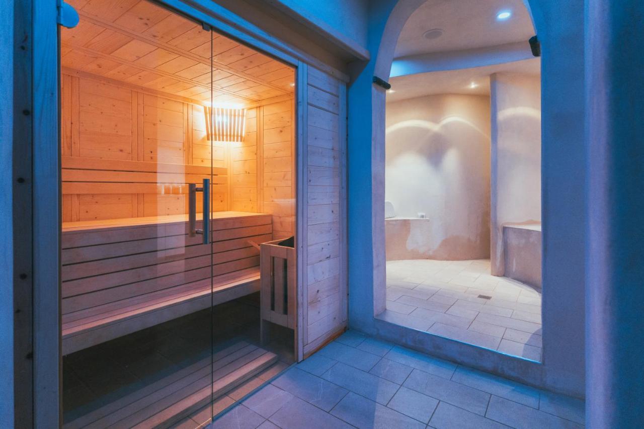 Hotel & Spa Relais Freedom Club マッサ・ルブレンセ エクステリア 写真